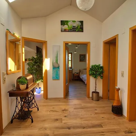 Ferienwohnung Auf Dem Bauernhof Für 4 Oder 5 Personen Im Herzen Niederbayerns Apartment *